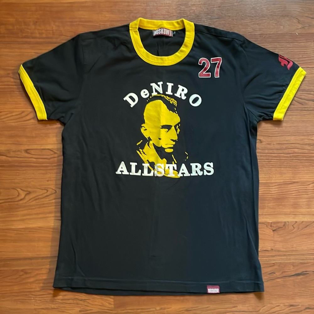 VINTAGE early 2000’s t shirt